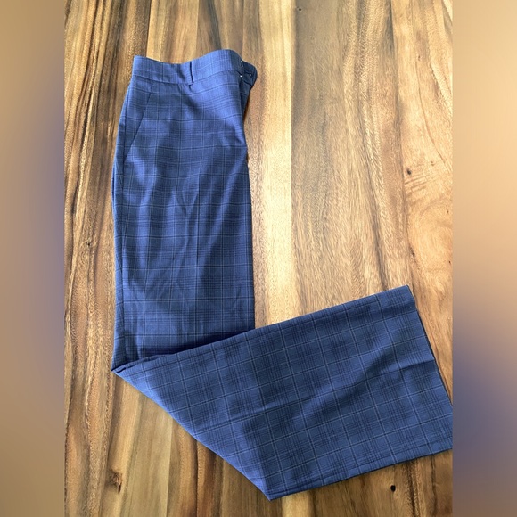 Banana Republic Seasonless Plaid Trousers NWOT - Picture 2 of 6